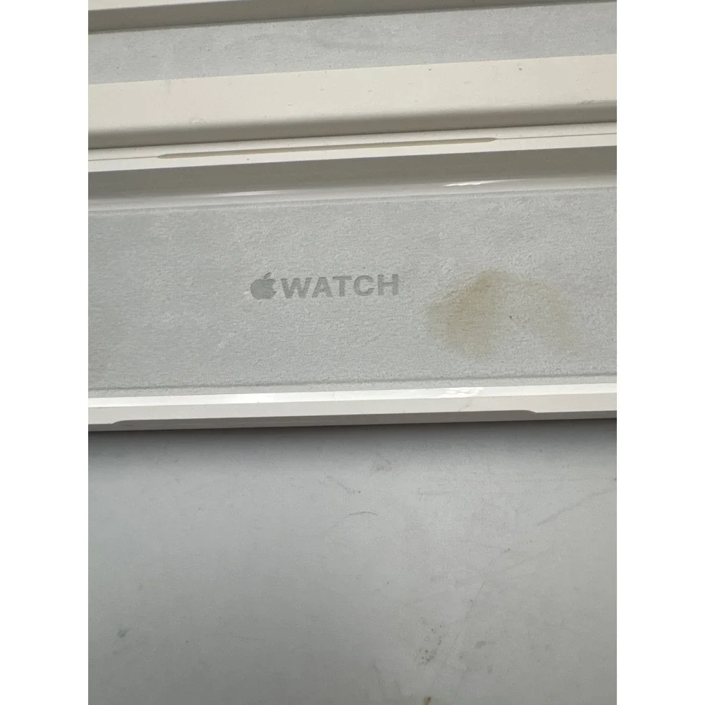 Apple Watch Replacement Storage Travel Case White Plastic Microfiber Lining